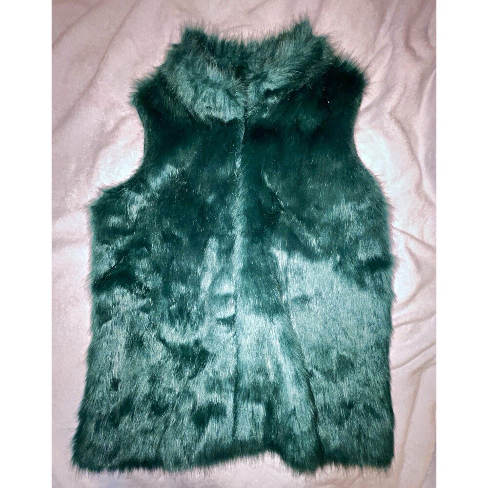 Shaggy faux fur layering Faux Fur Collared Vest festival fashion Green L